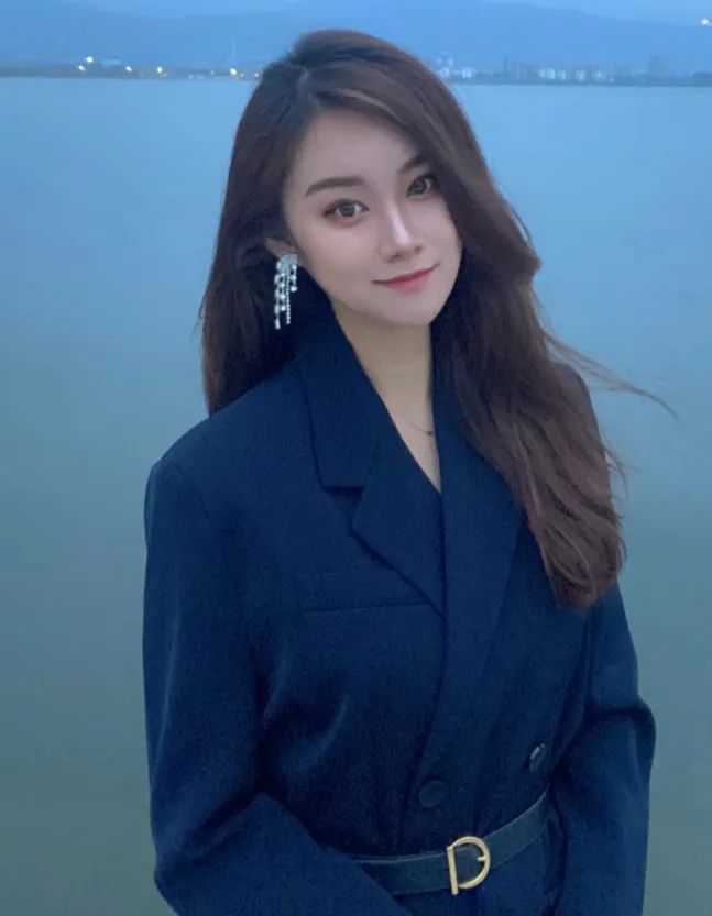 ef867af45a4c4cb9a53bae63dda740df.jpg